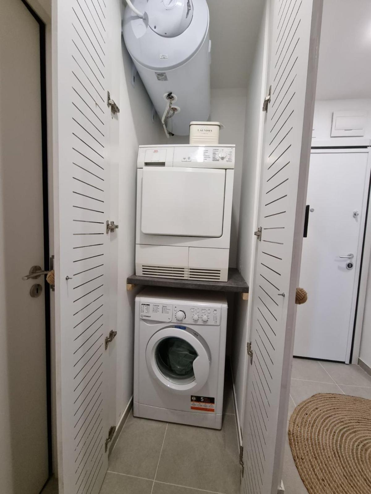 Apartment Polina - 2Bd Next To Sea Garden Варна Екстер'єр фото
